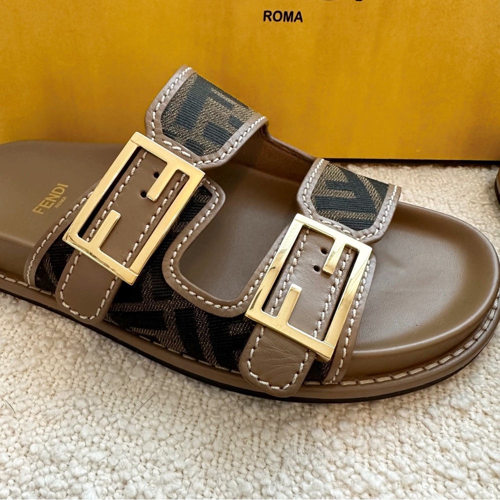 Fendi Feel Jacquard Sandal, Slides, Shoes - Picture 11 of 16
